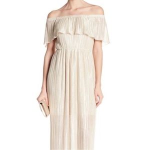 Dress The Population Athena Off the Shoulder Dress